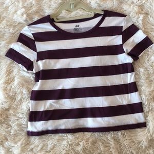 {H&M} basic burgundy and white striped t-shirt